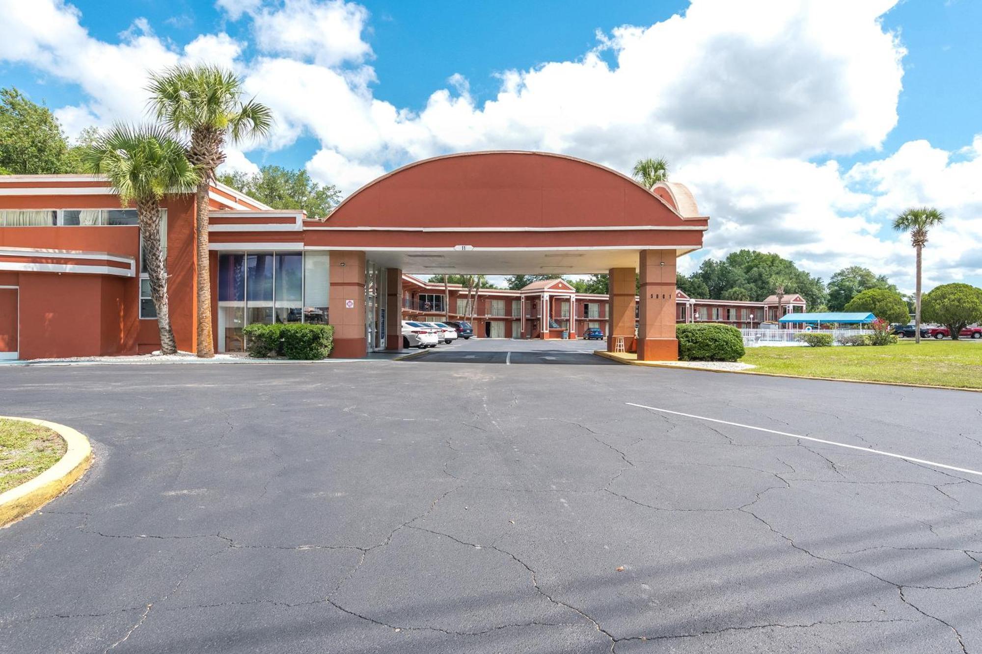 Oyo Hotel Mustang Silver Spring Fl Silver Springs Kültér fotó