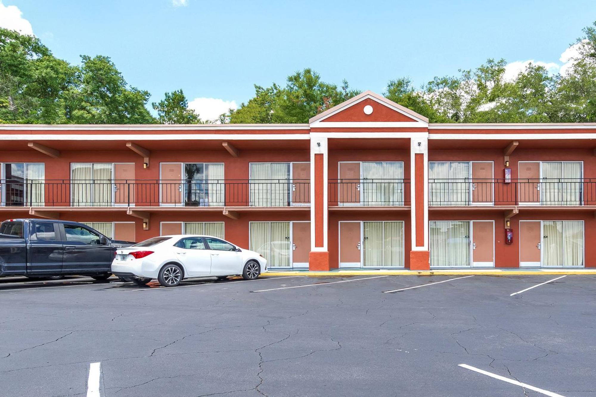 Oyo Hotel Mustang Silver Spring Fl Silver Springs Kültér fotó